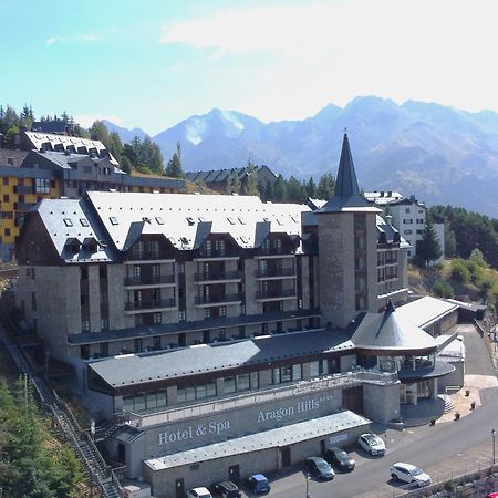 ホテル Snoe Aragon Hills フォルミガル エクステリア 写真