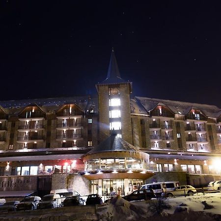 ホテル Snoe Aragon Hills フォルミガル エクステリア 写真